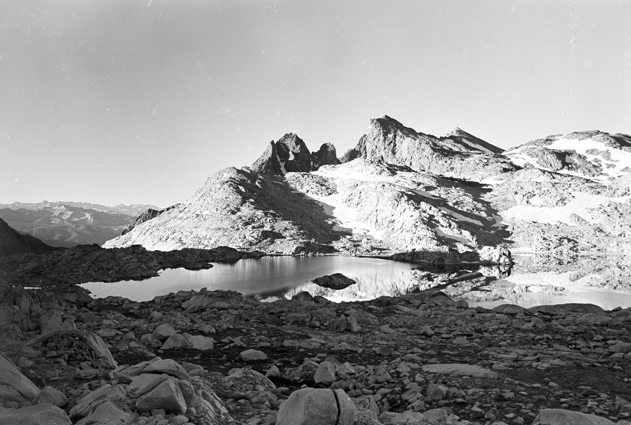 s70_33.jpg (81717 bytes)