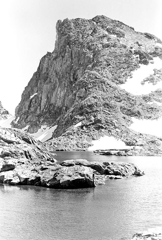 s70_37.jpg (86920 bytes)