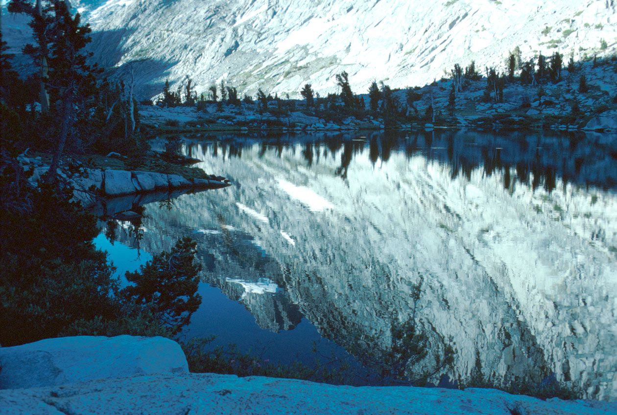 s70_35.jpg (138502 bytes)