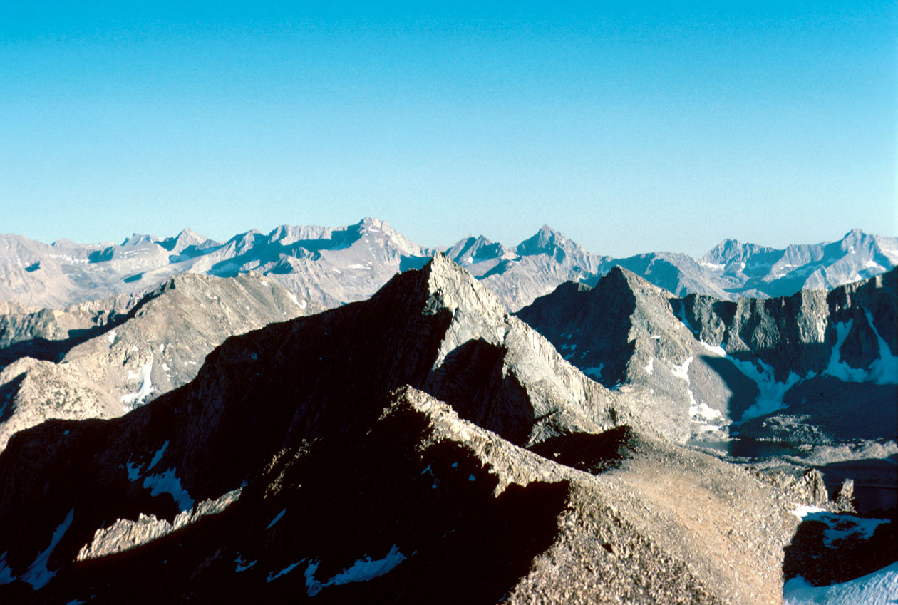 s70_40.jpg (76584 bytes)