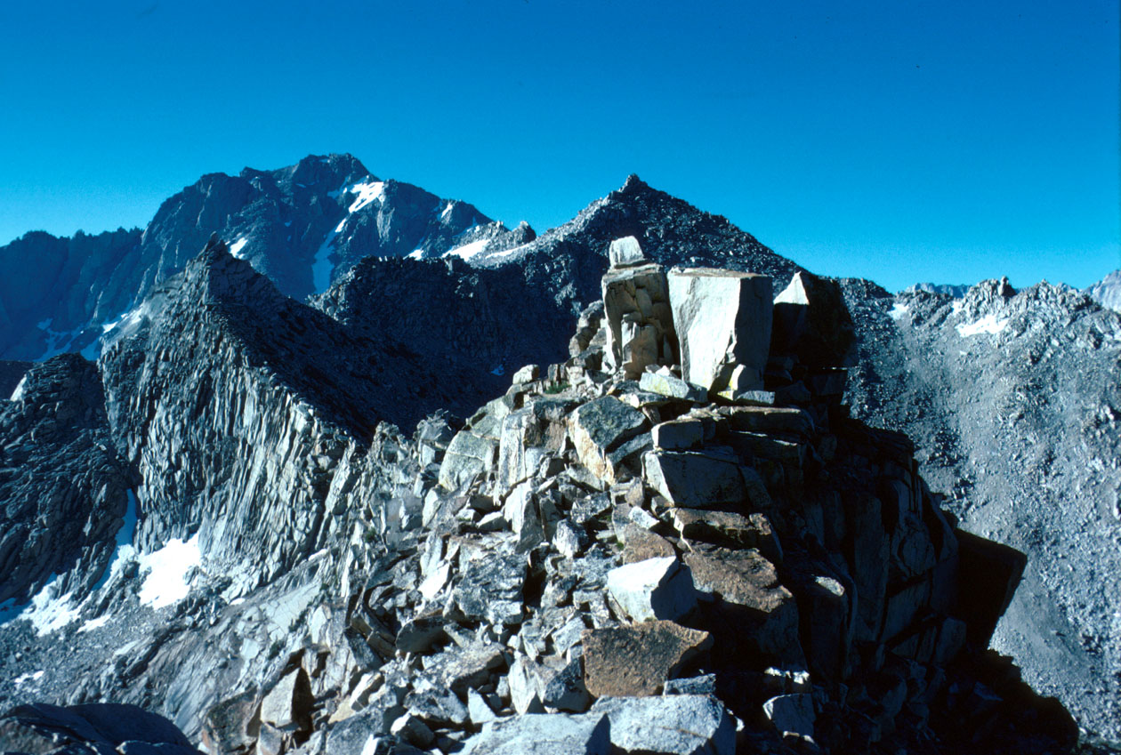 s70_86.jpg (130786 bytes)