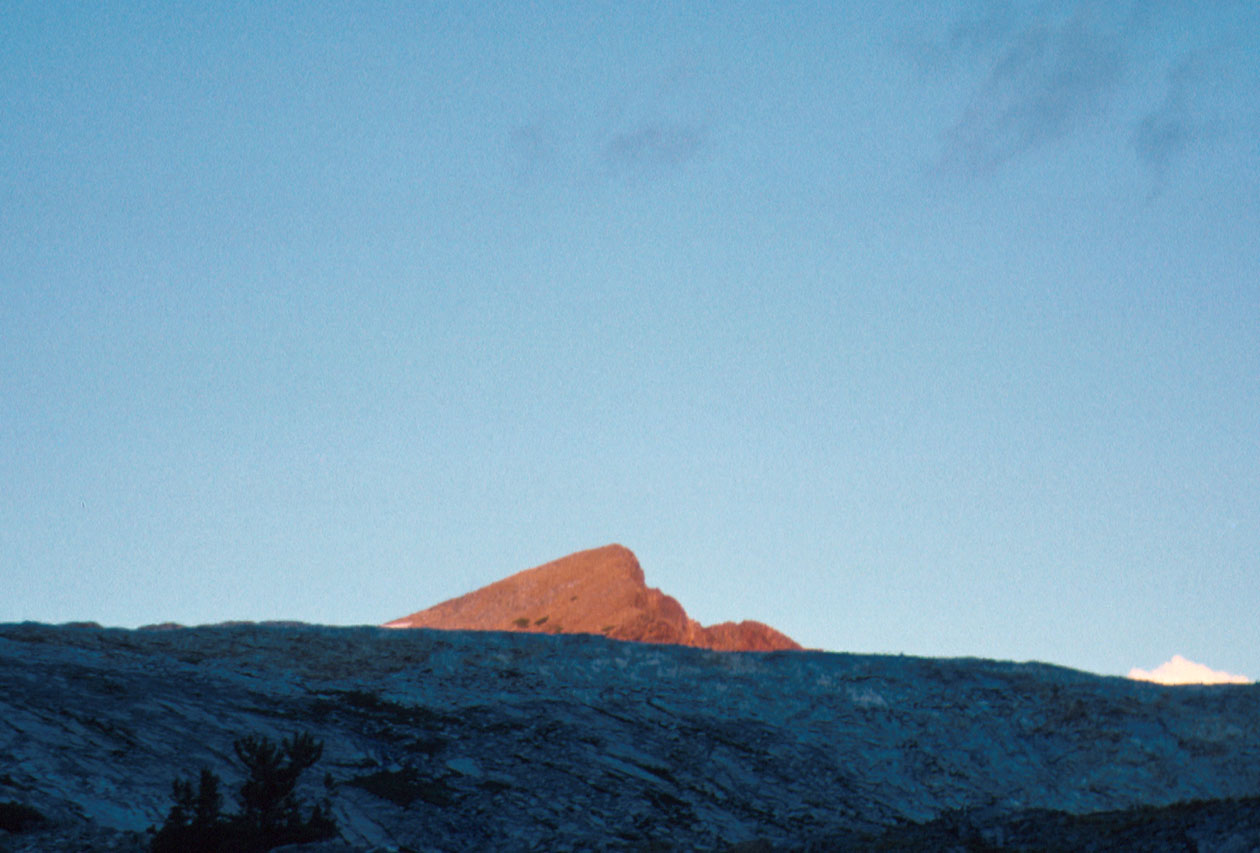 s70_50.jpg (92243 bytes)