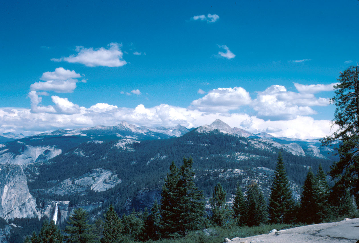 s70_65.jpg (69642 bytes)