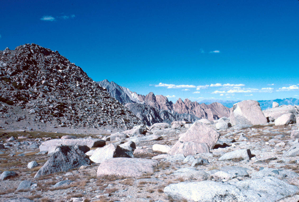 s70_55.jpg (119620 bytes)