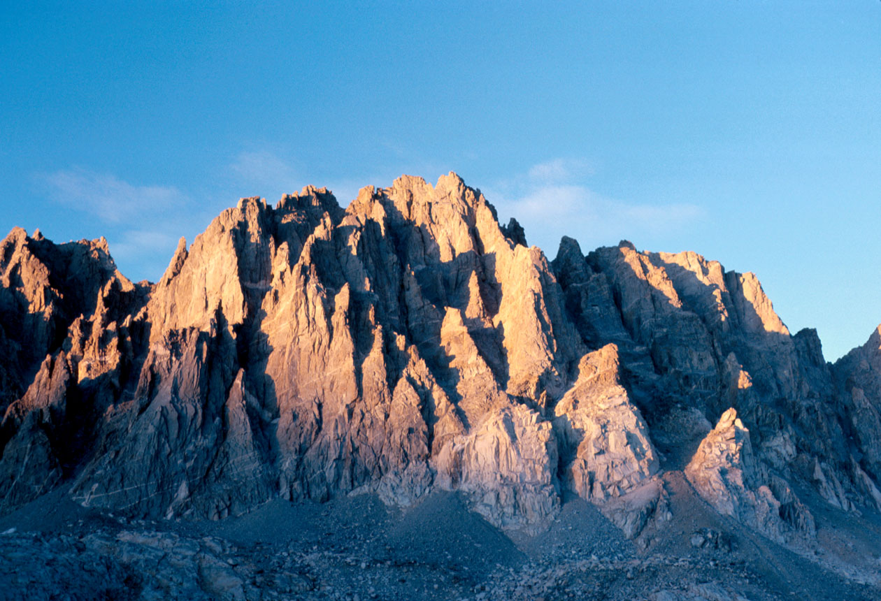 s70_7.jpg (138845 bytes)