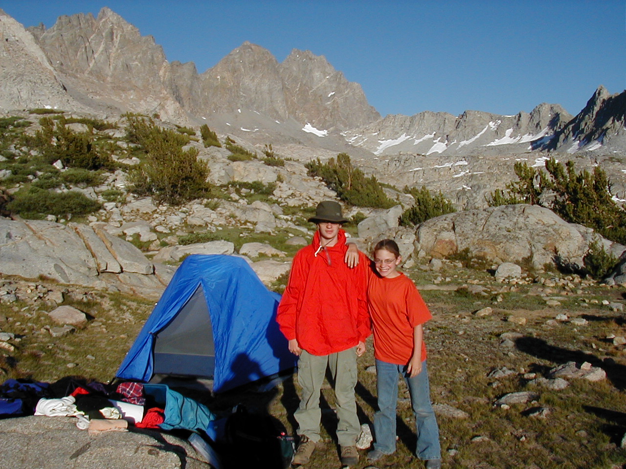 s70_27.jpg (52740 bytes)