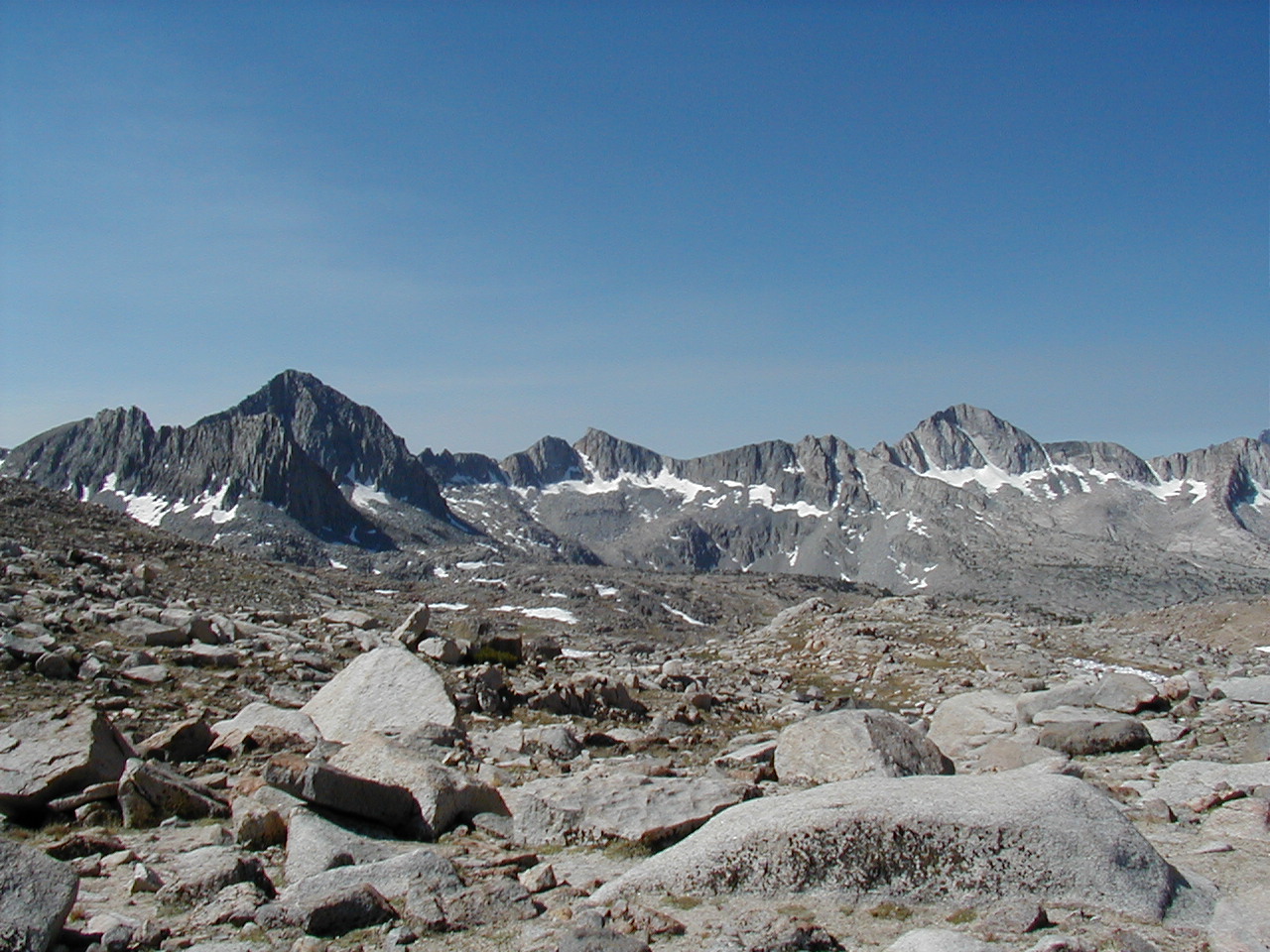 s70_31.jpg (79119 bytes)