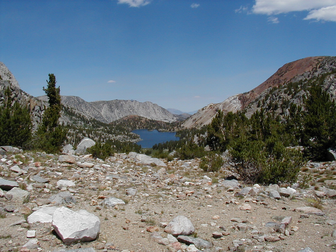 s70_42.jpg (111082 bytes)